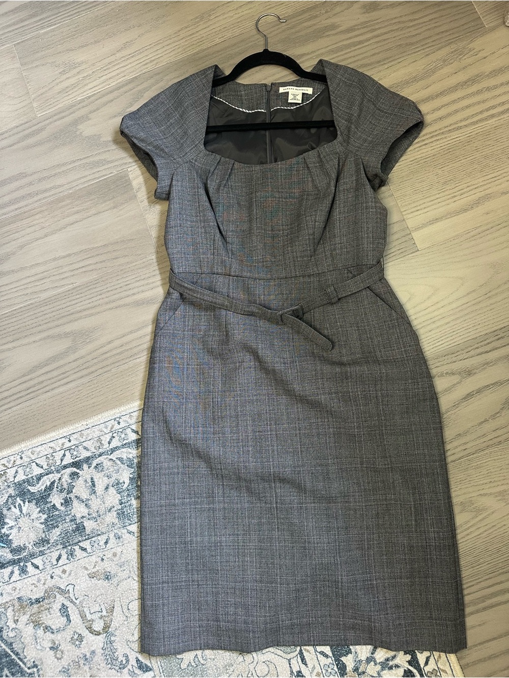 Banana Republic Gray Plaid Midi Sheath Dress with Belt